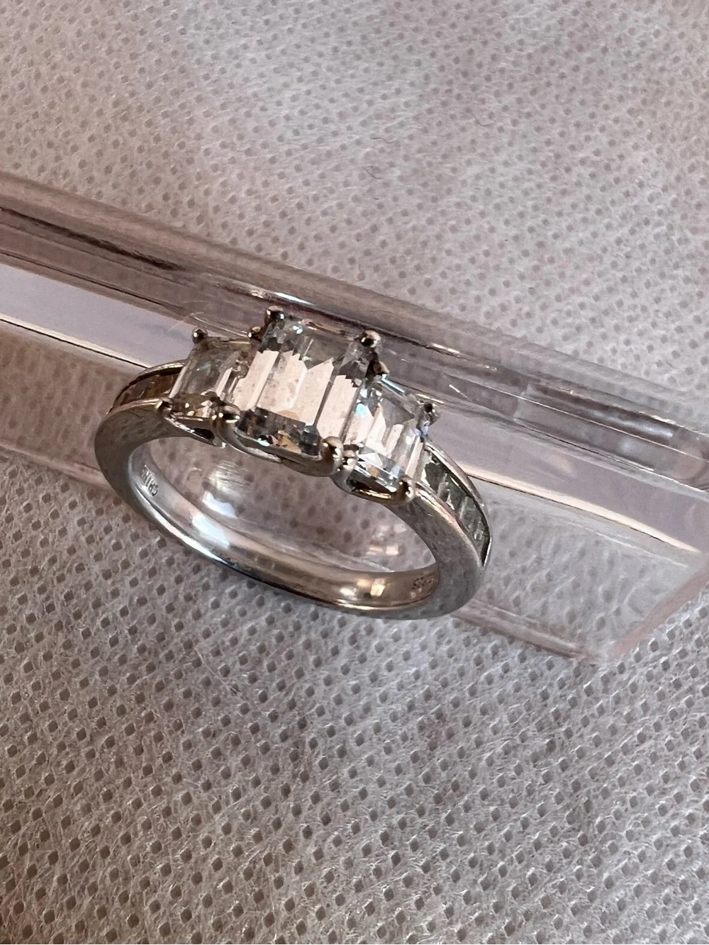 925 Triple Cubic Zirconia Sterling Silver Ring - Clear